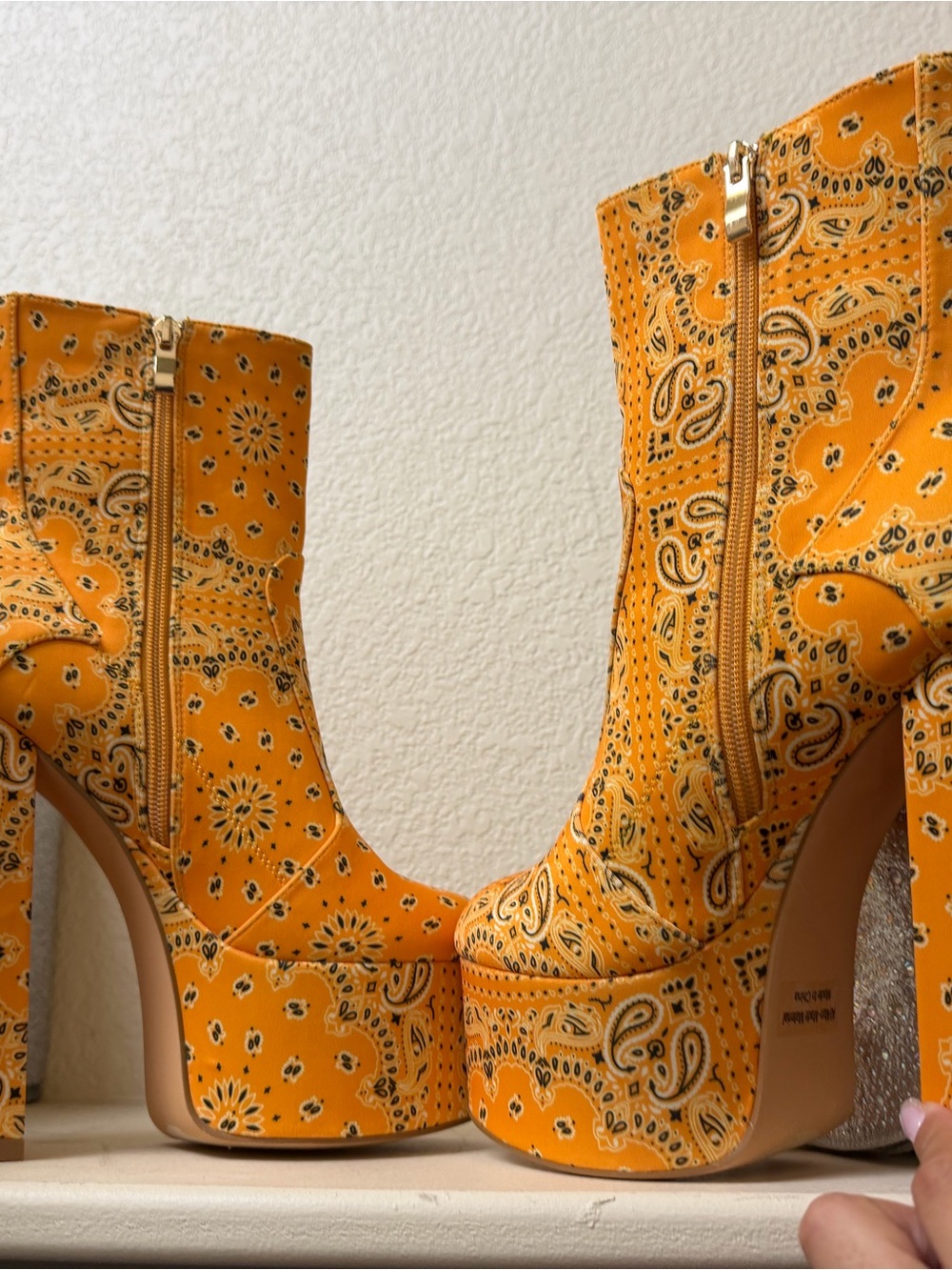 Women's Bandana Print Platform Ankle Boots - Yellow (BORG PLATFORM BOOTIE)
